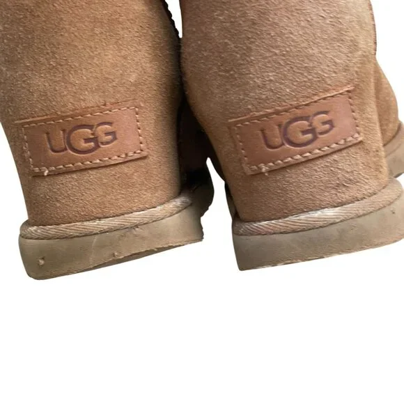 UGG Classic Femme Chestnut Suede Toggle Wedge Boots Women's Size 5 Brown - Picture 7 of 9